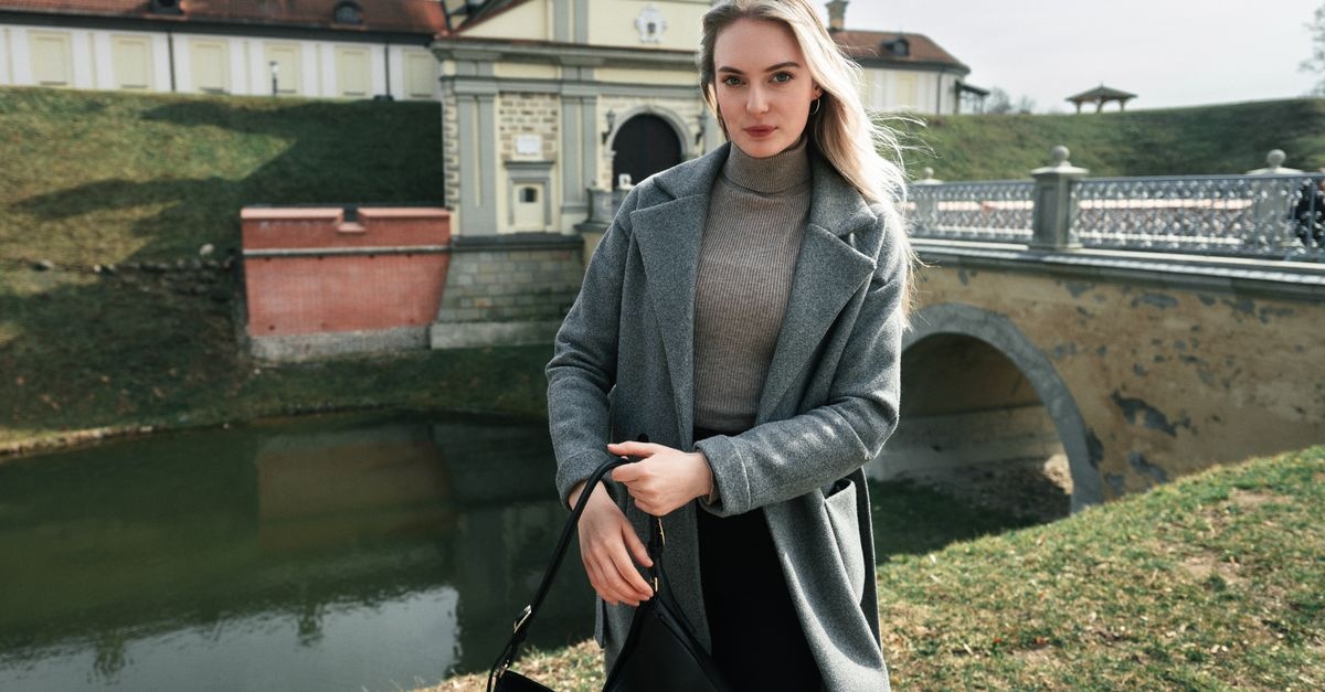 Klasyka z Charakterem: Proste Sposoby, by Podkreślić Ponadczasowy Styl