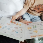 Rozwój poznawczy dziecka bez presji: proste sposoby, które działają na co dzień